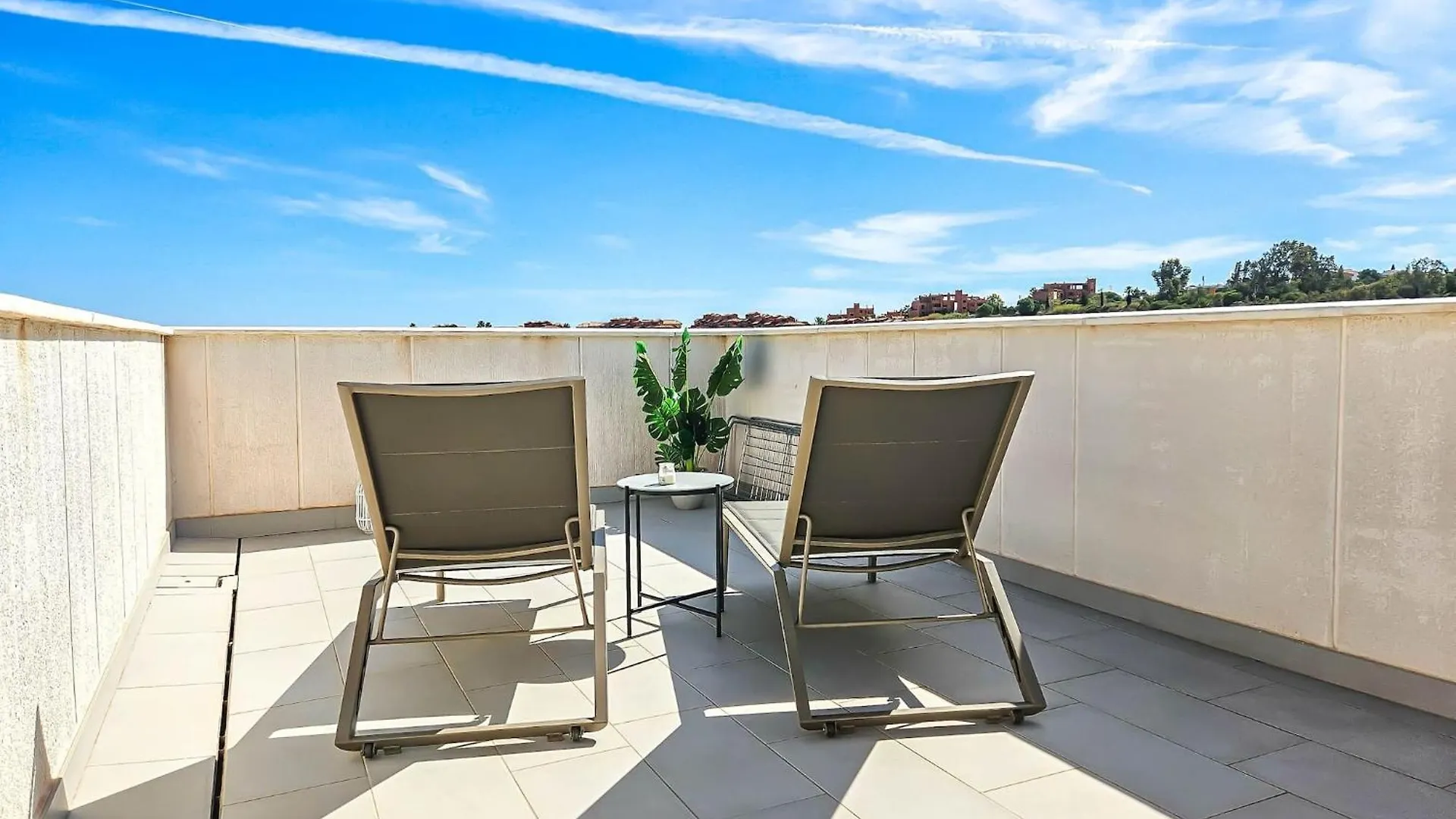Appartamento 2 Bedroom Penthouse In Serenity Collection In Estepona Spagna